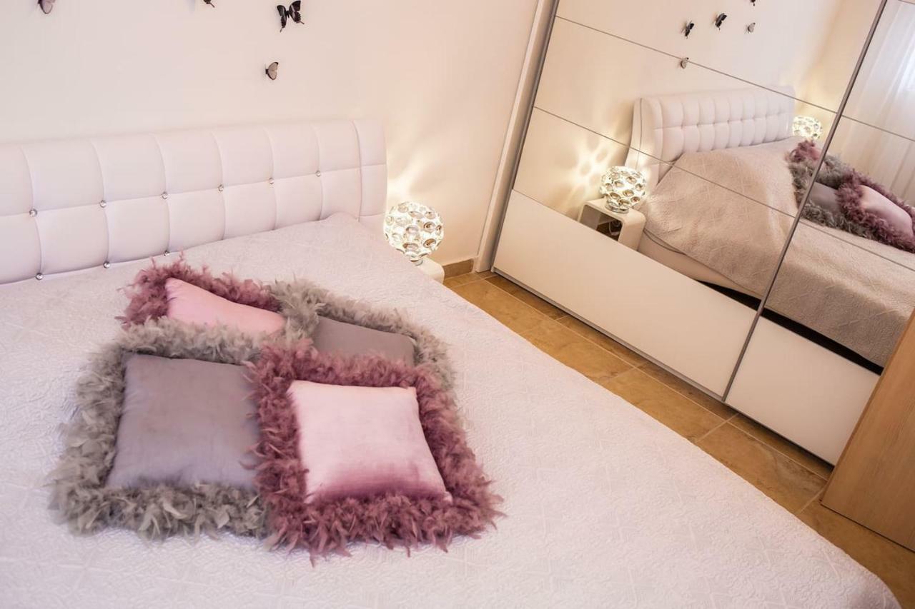Ln New Apartment สปลิท ภายนอก รูปภาพ